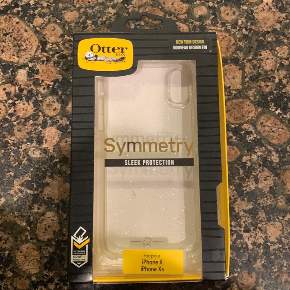 Otter box iPhone X & xs case new never used wrong size